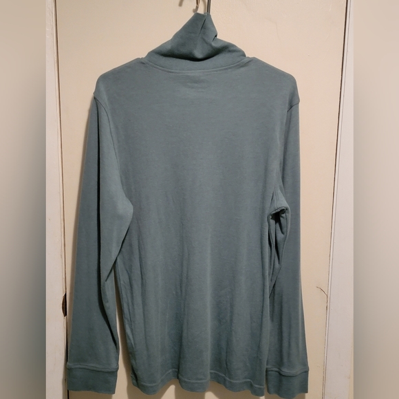 Pre-Loved Croft & Barrow Men's Turtleneck Sweatshirt - Picture 2 of 4